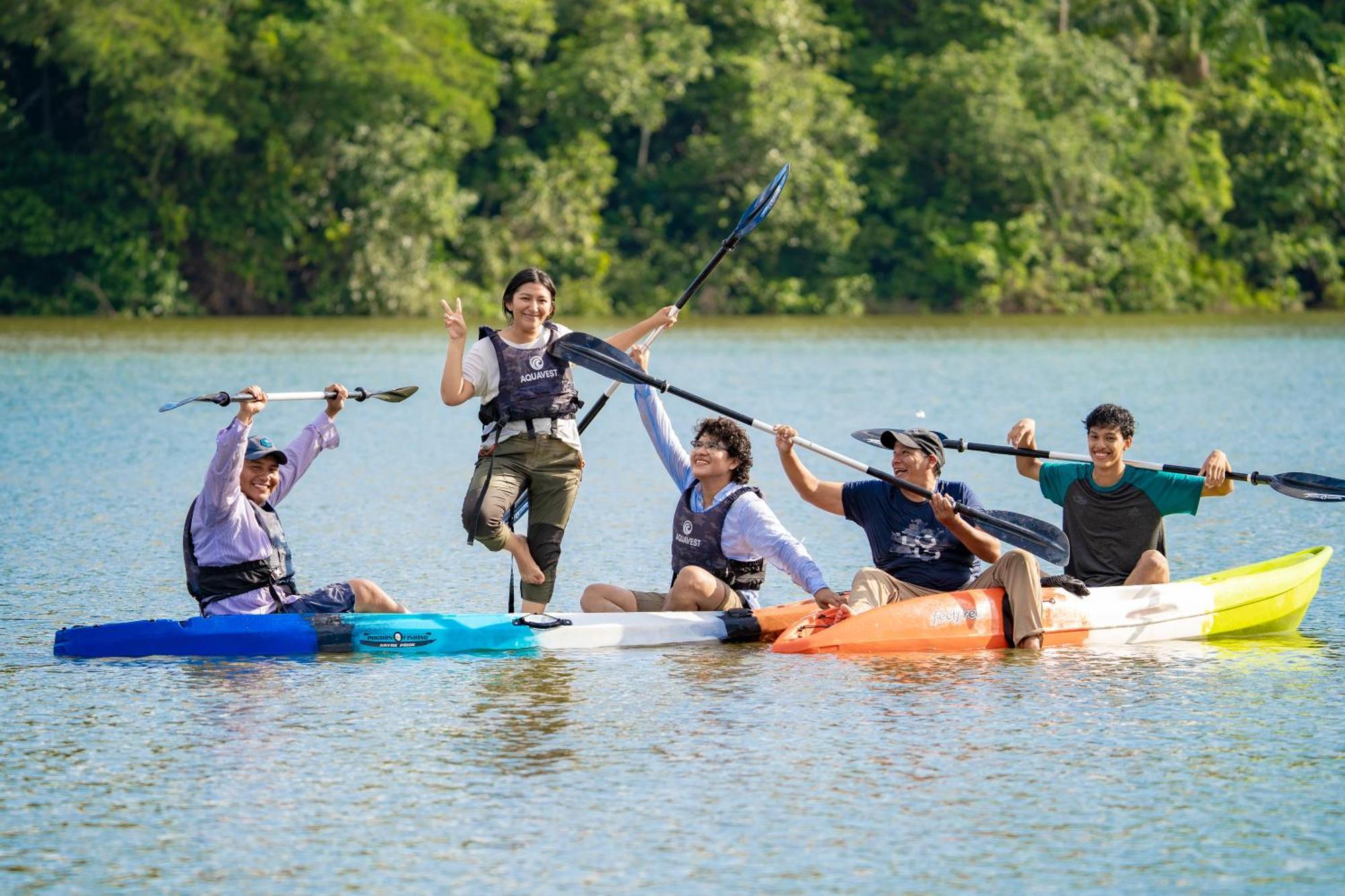 Valencia Lake Lodge Puerto Maldonado Bagian luar foto